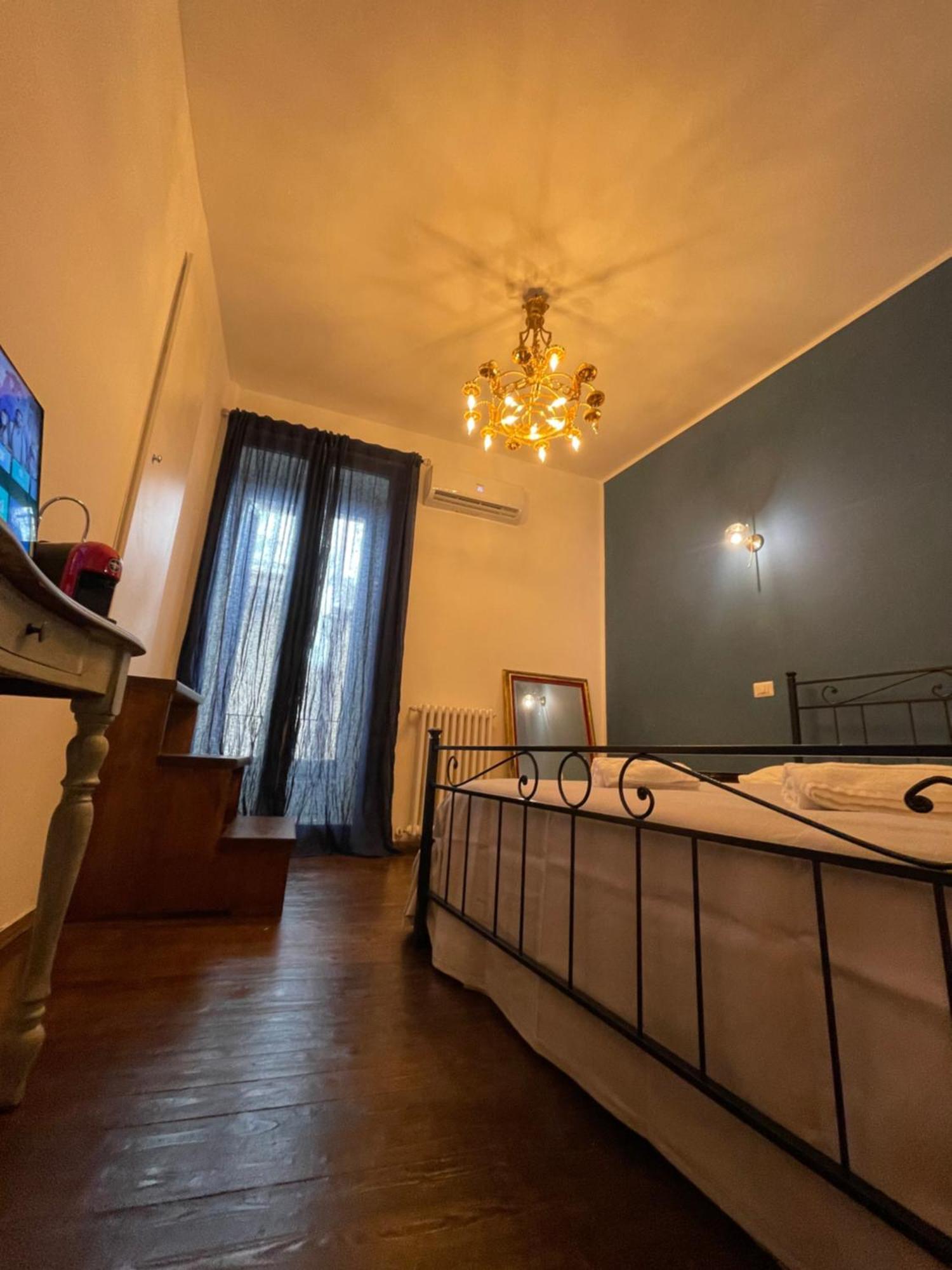 Il Serafino Holiday Suites Bari Eksteriør bilde