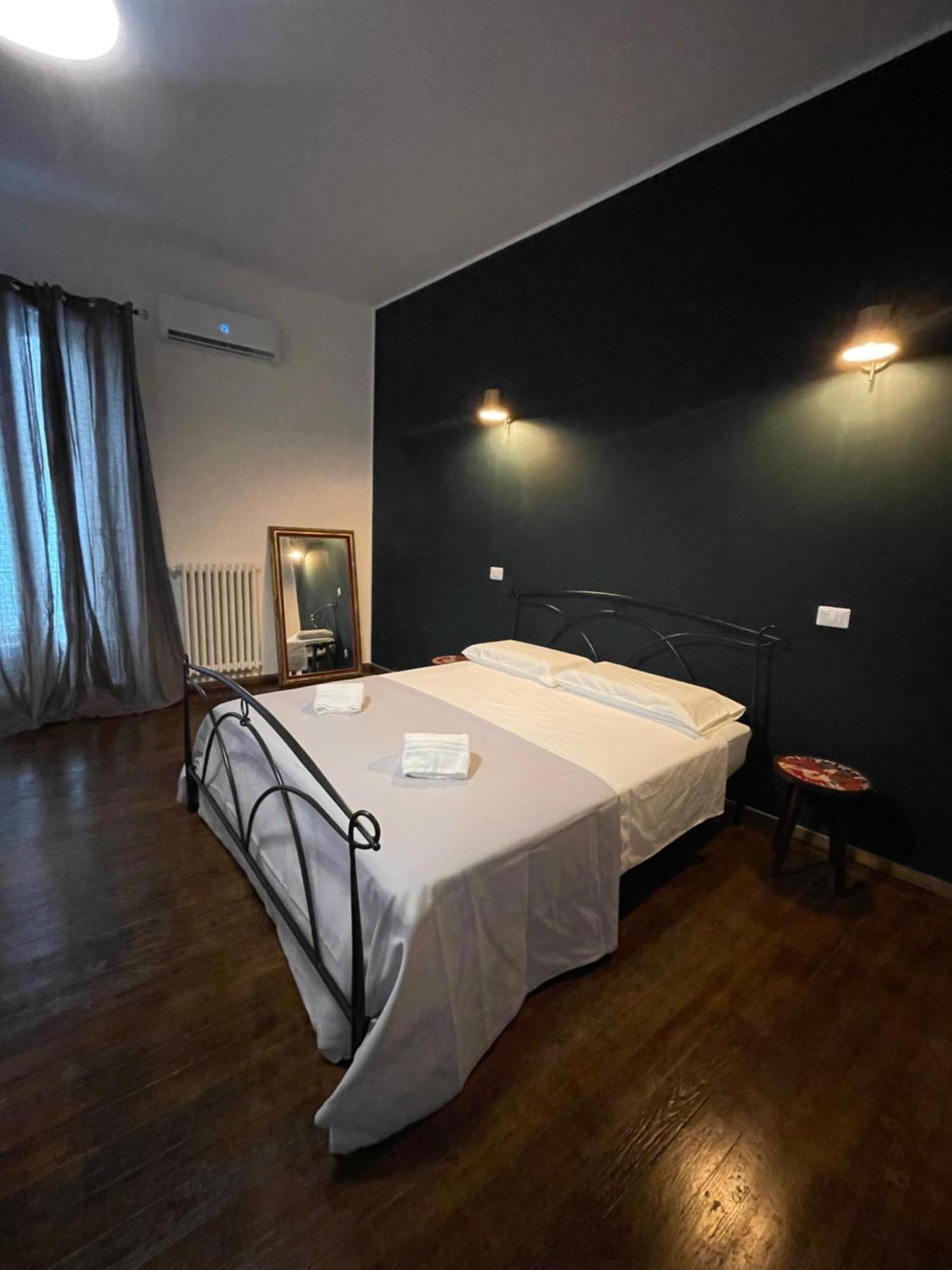 Il Serafino Holiday Suites Bari Eksteriør bilde